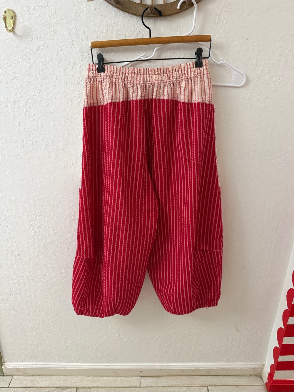Free People Intimately Stripes Red Pocket Balloon Barrel Parachute Pants small - Picture 5 of 5